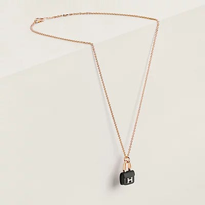 [AM]WOMEN'S HM AMULETTES CONSTANCE PENDANT NECKLACE