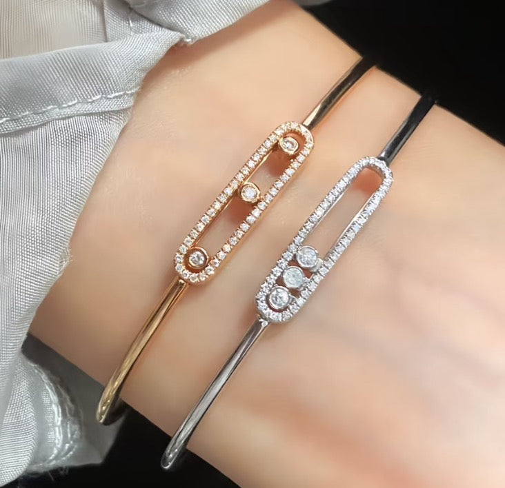 [AM]MOVE PAVÉ DIAMOND BANGLE BRACELET M