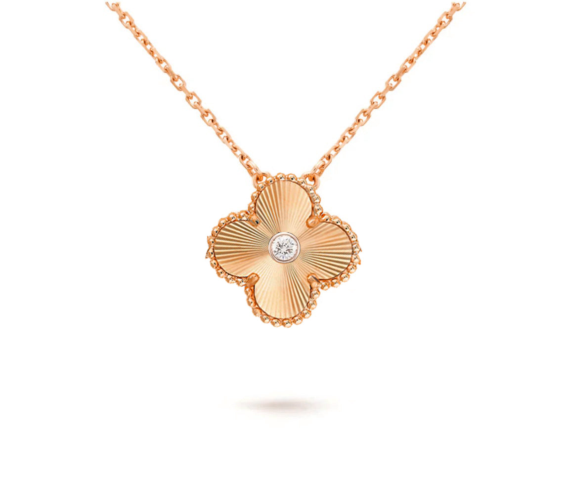 [AM]15MM CLOVER FLOWER DIAMOND PENDANT NECKLACE COLLECTION
