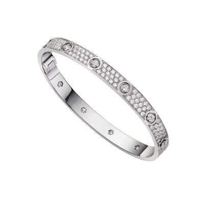 [AM]CLASSIC 6.1MM LOVE BANGLE - 10-DIAMOND FULL PAVÉ