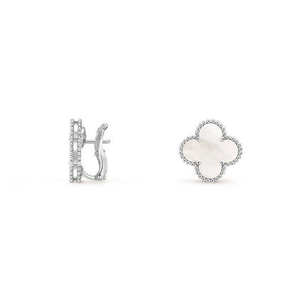 [AM]15MM CLOVER FLOWER STUD EARRINGS WHITE GOLD COLLECTION