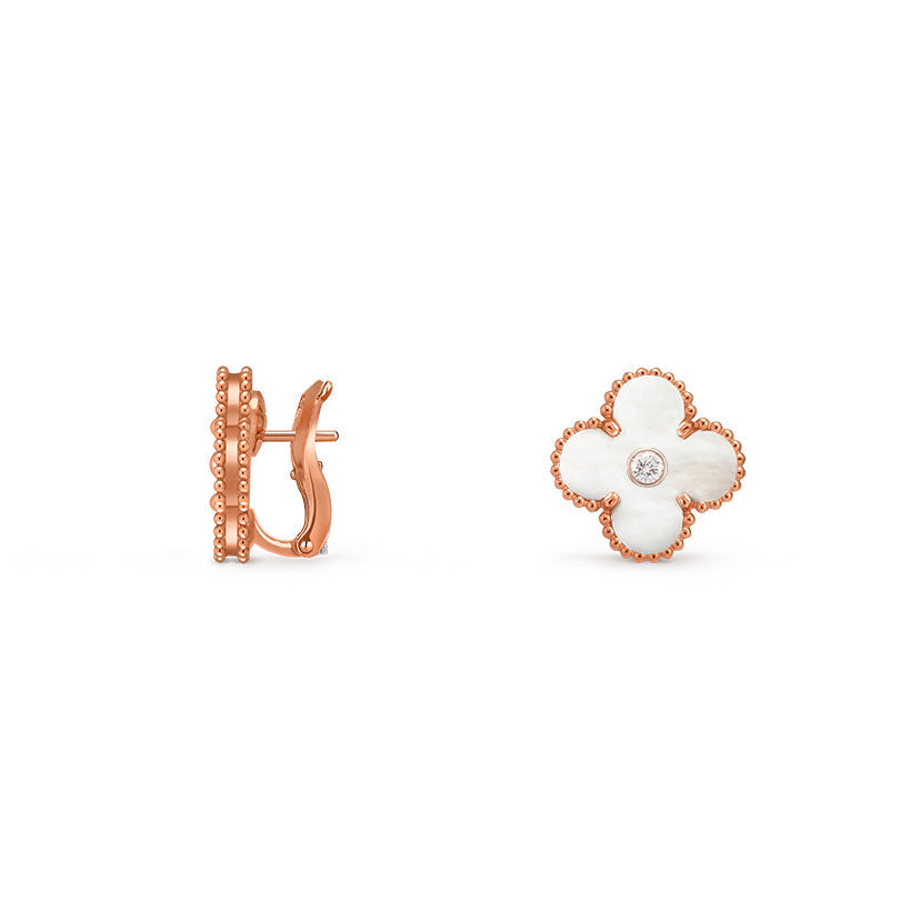[AM]15MM CLOVER FLOWER STUD EARRINGS DIAMOND-ROSE GOLD COLLECTION