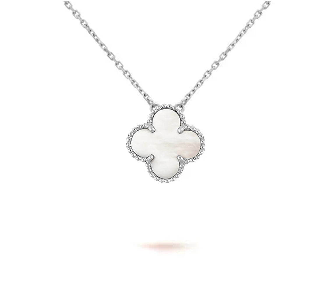 [AM]15MM CLOVER FLOWER PENDANT NECKLACE WHITE GOLD COLLECTION
