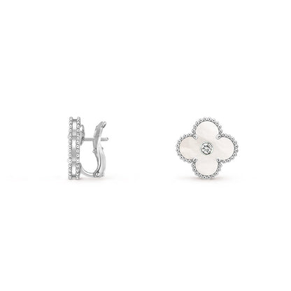 [AM]15MM CLOVER FLOWER STUD EARRINGS DIAMOND-WHITE GOLD COLLECTION