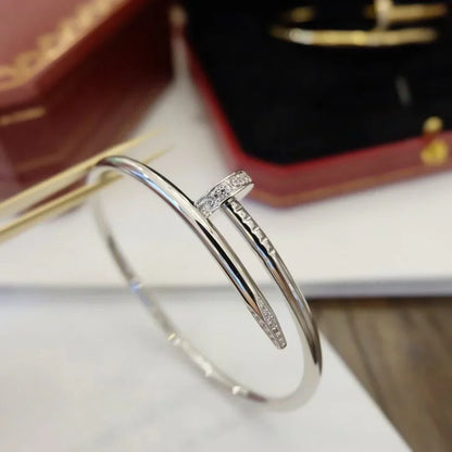 [AM]JUSTE UN CLOU 3.5MM CLASSIC DIAMOND BANGLE