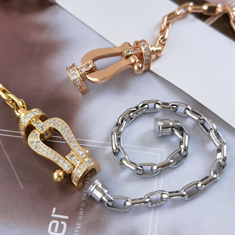 [AM]FORCE LARGE HORSESHOE CLASP METAL BRACELET