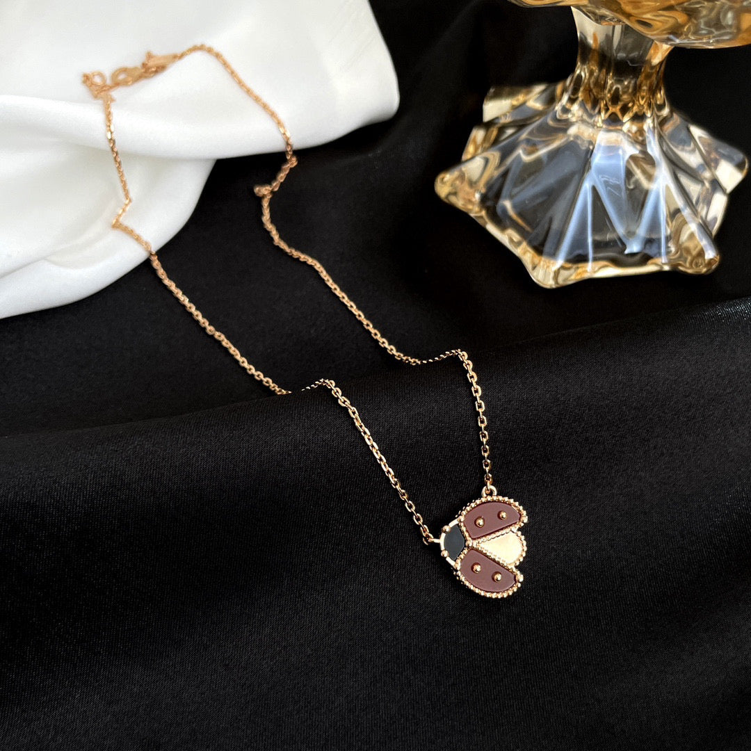 [AM]LUCKY CARNELIAN LADYBUG CHARM NECKLACE