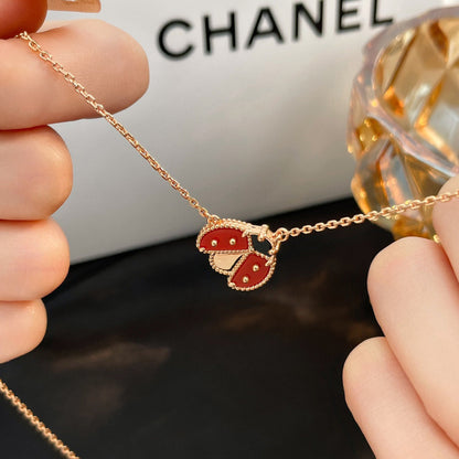 [AM]LUCKY CARNELIAN LADYBUG CHARM NECKLACE