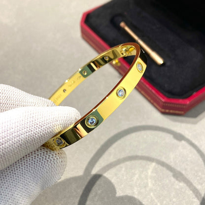 [AM]CLASSIC 6.1MM LOVE BANGLE - 10-DIAMOND