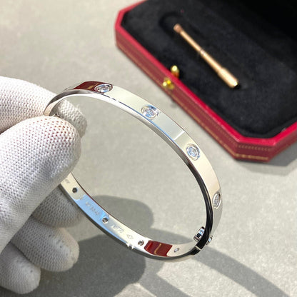 [AM]CLASSIC 6.1MM LOVE BANGLE - 10-DIAMOND