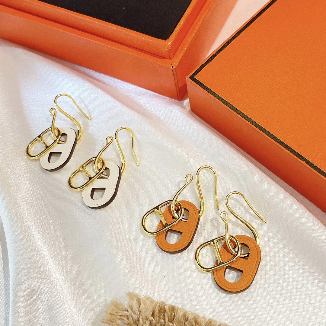 [AM]HM O'MAILLON GOLD EARRINGS