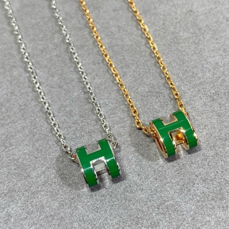 [AM]POP H GREEN NECKLACE SILVER AND GOLD