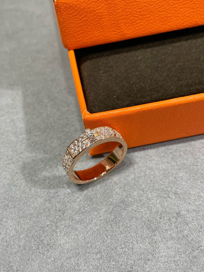 [AM]KELLY ROSE GOLD DIAMOND RING