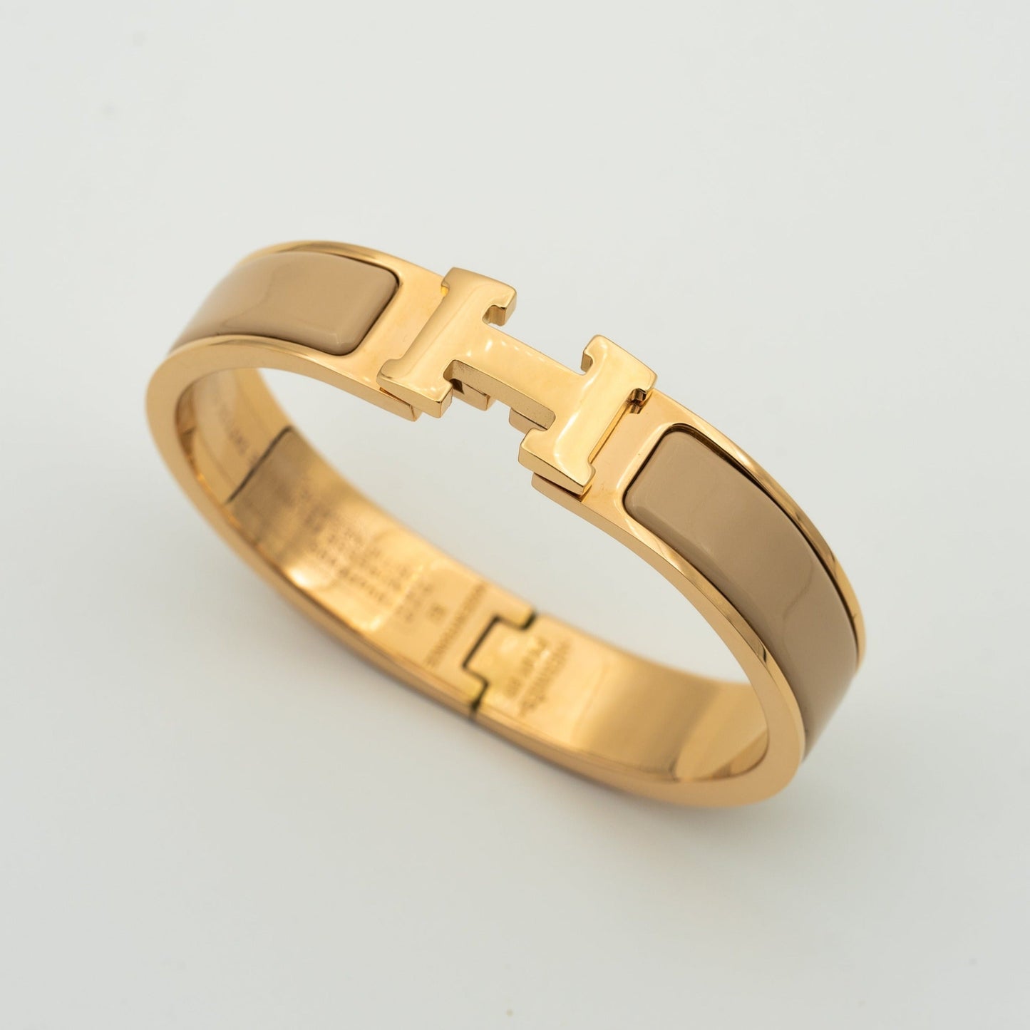 [AM]H GREY BRACELET