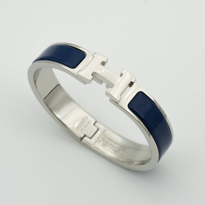 [AM]H BLUE BRACELET