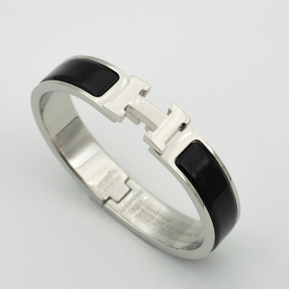 [AM]H BLACK BRACELET