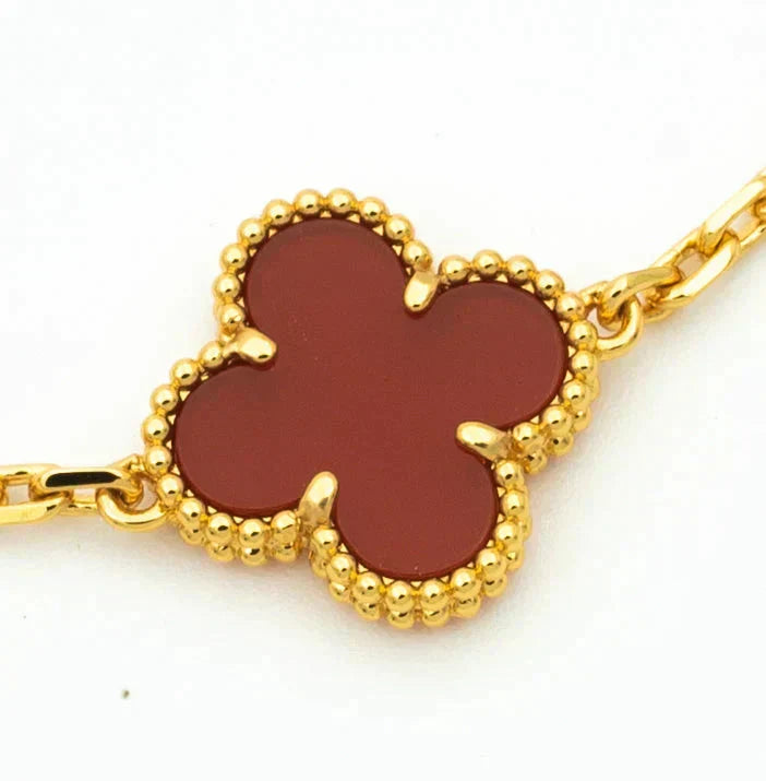 [AM]LUCKY CLOVER 5-MOTIF BRACELET - RED CARNELIAN COLLECTION