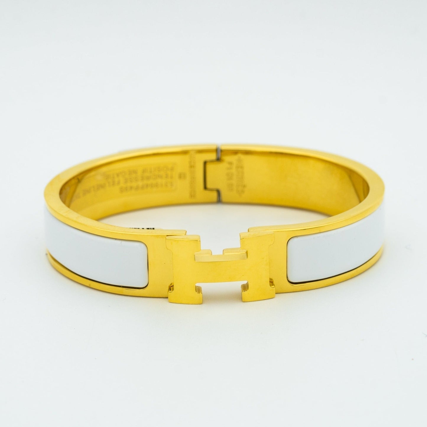 [AM]H WHITE BRACELET