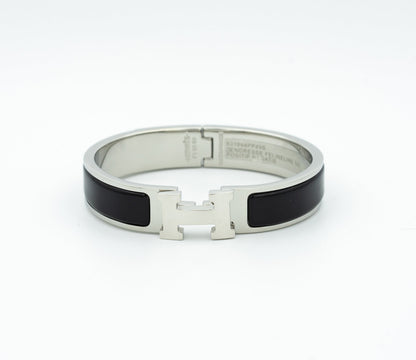 [AM]H BLACK BRACELET