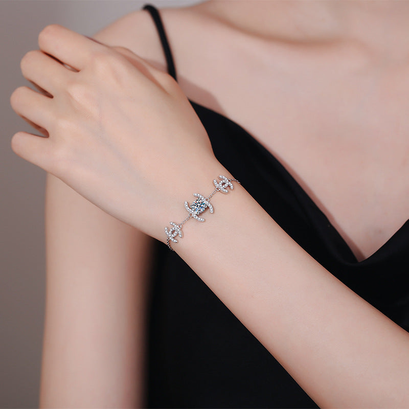 [AM]CLASSIC INTERLOCKING MOISSANITE BRACELET