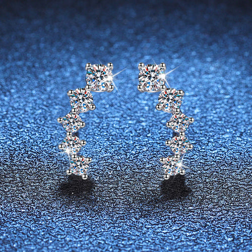 [AM]SPARKLING SMILE ARC MOISSANITE STUD EARRINGS