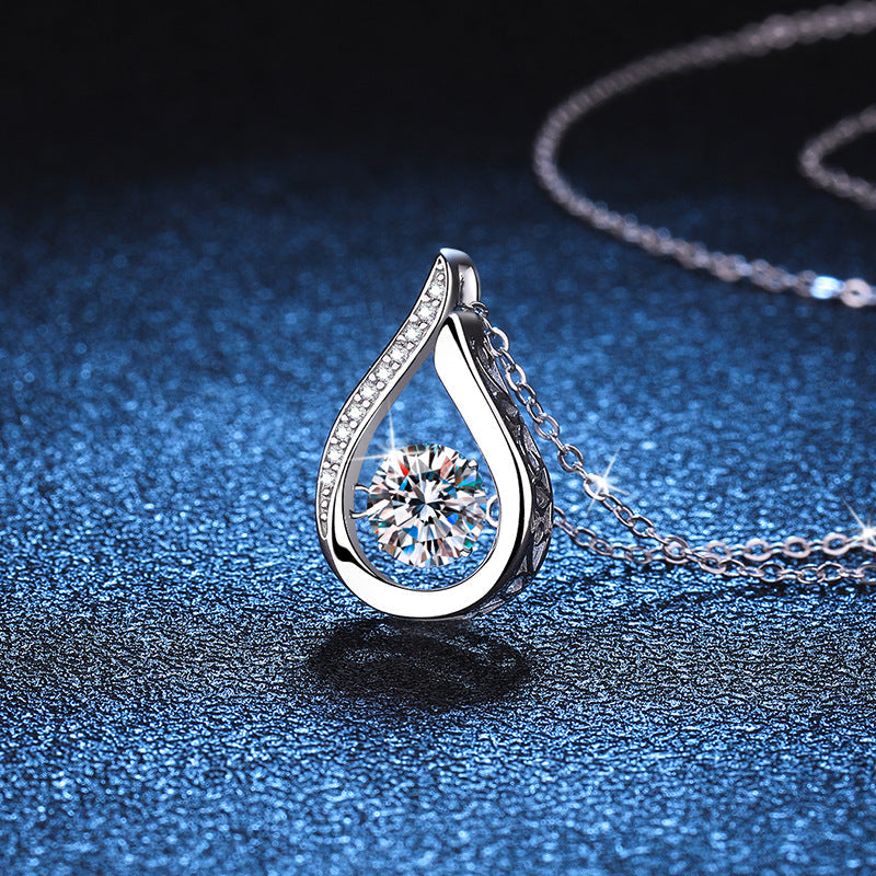 [AM]DANCING WATER DROP MOISSANITE NECKLACE