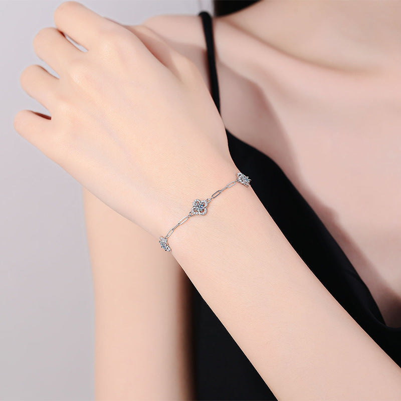 [AM]TRIPLE-CLOVER MOISSANITE BRACELET