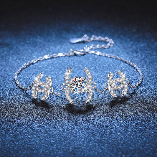 [AM]CLASSIC INTERLOCKING MOISSANITE BRACELET