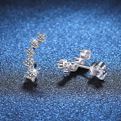 [AM]SPARKLING SMILE ARC MOISSANITE STUD EARRINGS