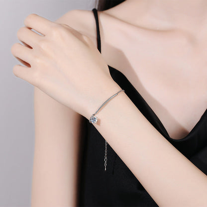[AM]ELEGANT HALF-MOON CURVE MOISSANITE BRACELET