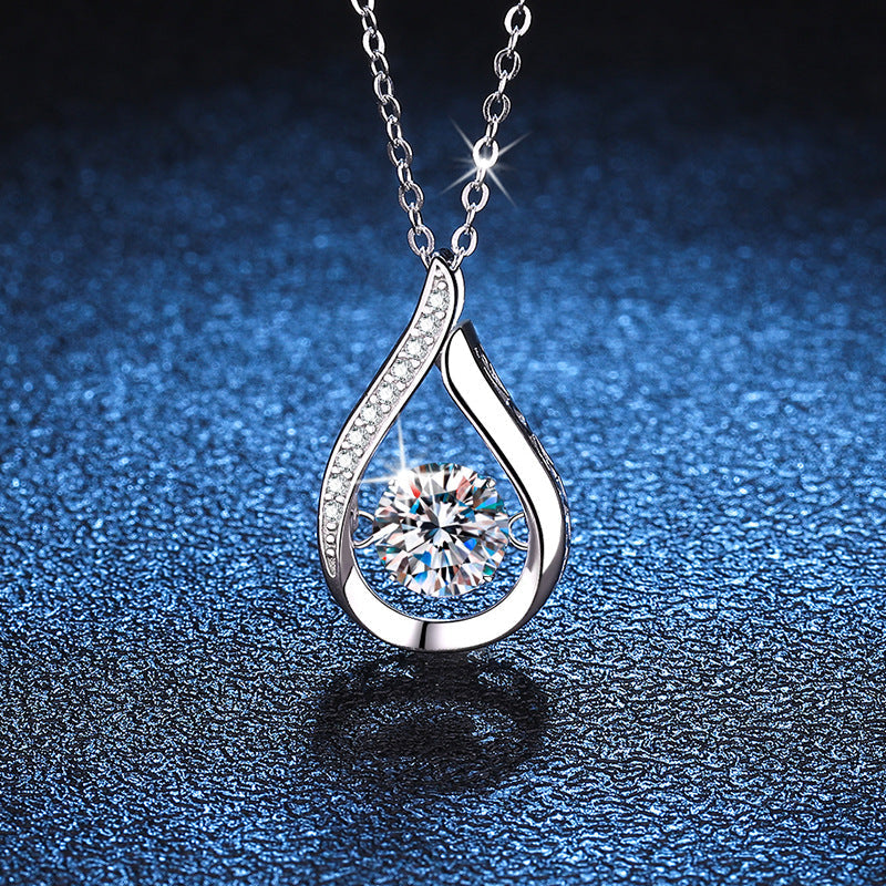 [AM]DANCING WATER DROP MOISSANITE NECKLACE
