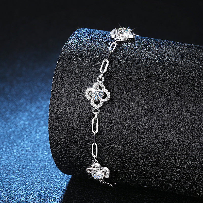 [AM]TRIPLE-CLOVER MOISSANITE BRACELET