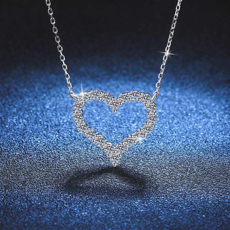 [AM]ROMANTIC HEART MOISSANITE PENDANT NECKLACE