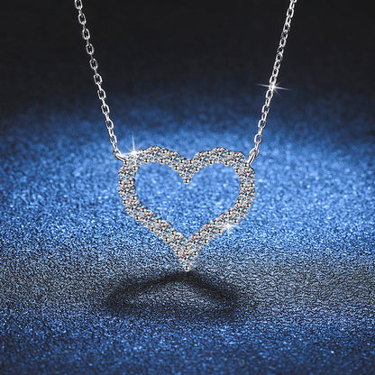 [AM]ROMANTIC HEART MOISSANITE PENDANT NECKLACE
