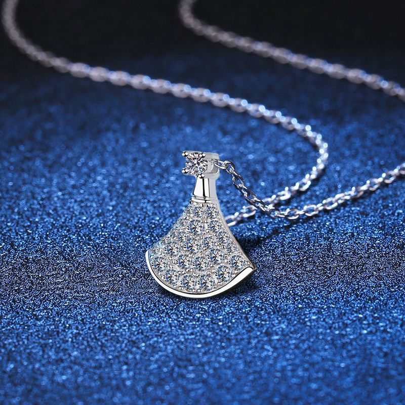 [AM]ELEGANT FAN-SHAPED MOISSANITE PENDANT NECKLACE