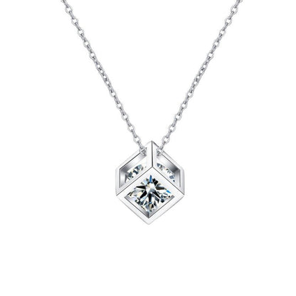 [AM]GEOMETRIC SUGAR-CUBE MOISSANITE NECKLACE