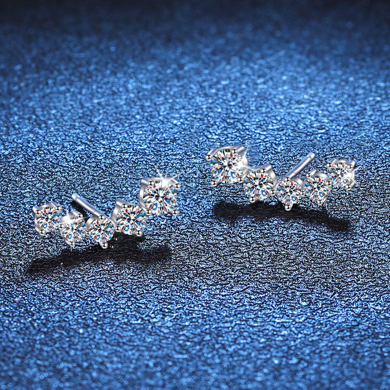 [AM]SPARKLING SMILE ARC MOISSANITE STUD EARRINGS