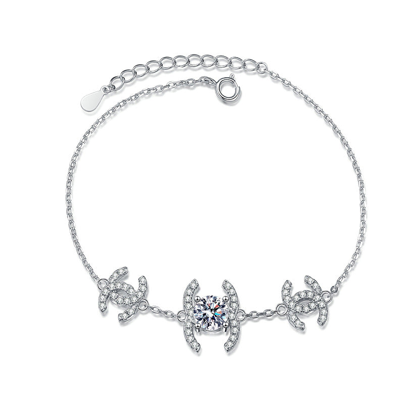 [AM]CLASSIC INTERLOCKING MOISSANITE BRACELET