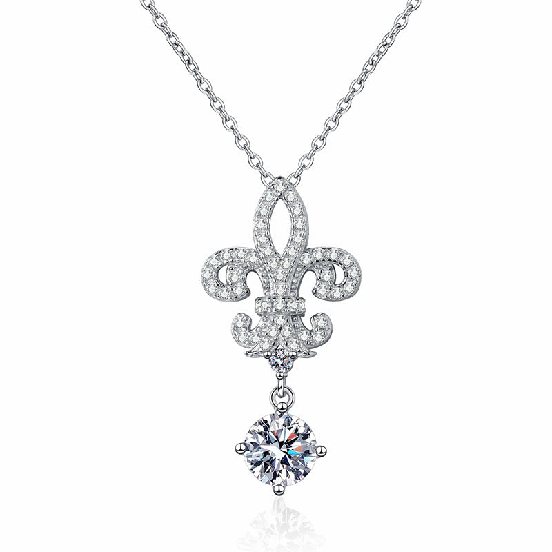 [AM]ROYAL FLEUR-DE-LIS MOISSANITE PENDANT NECKLACE