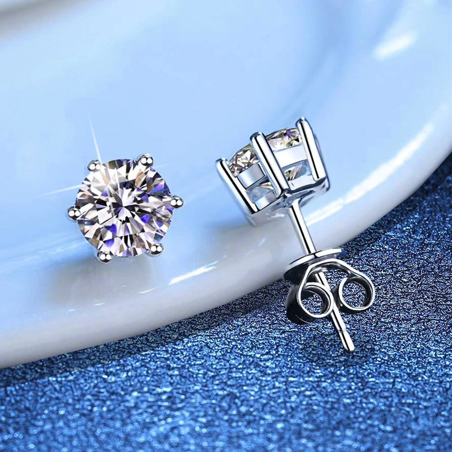[AM]SIX-PRONG MOISSANITE EARRINGS