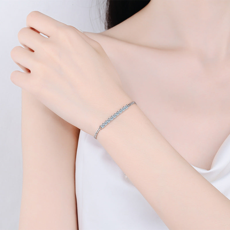 [AM]SMILING CURVE MOISSANITE BRACELET