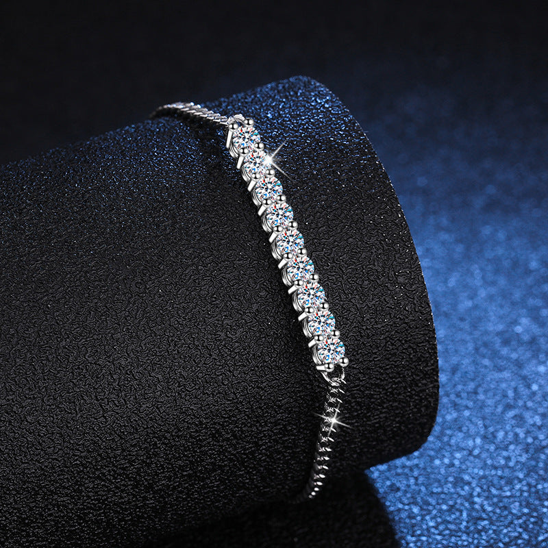[AM]SMILING CURVE MOISSANITE BRACELET