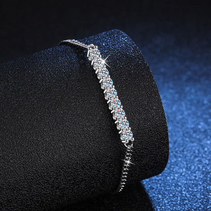[AM]SMILING CURVE MOISSANITE BRACELET