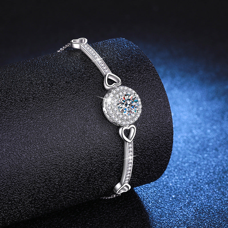 [AM]INTERLOCKING HEART & CIRCLE MOISSANITE BRACELET