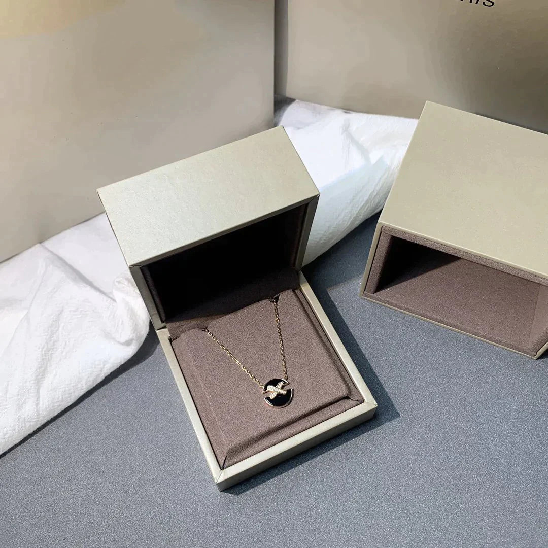 [AM]JEUX DE ROSE GOLD DIAMOND NECKLACE