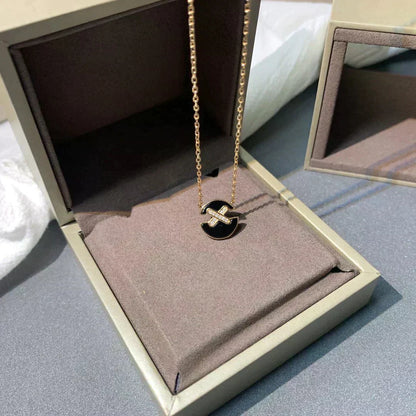 [AM]JEUX DE ROSE GOLD DIAMOND NECKLACE