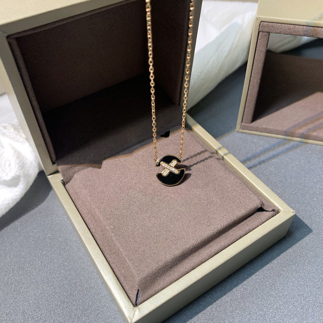 [AM]JEUX DE ROSE GOLD DIAMOND NECKLACE