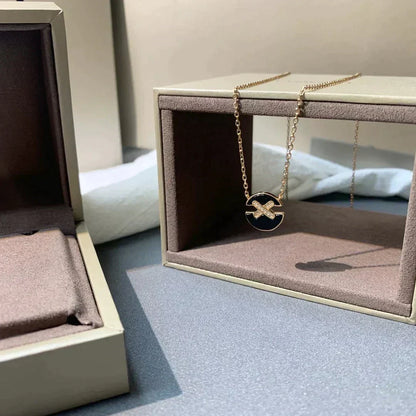 [AM]JEUX DE ROSE GOLD DIAMOND NECKLACE