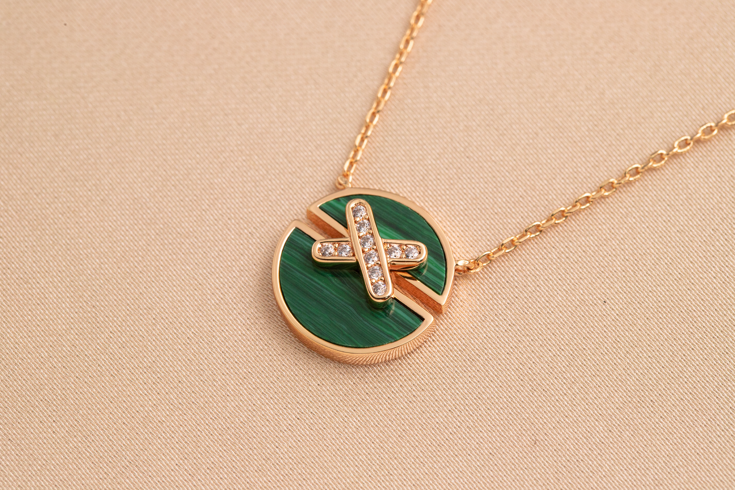 [AM]JEUX DE ROSE GOLD DIAMOND NECKLACE