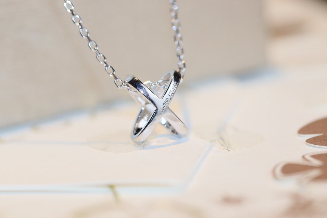 [AM]JEUX DE DIAMOND NECKLACE